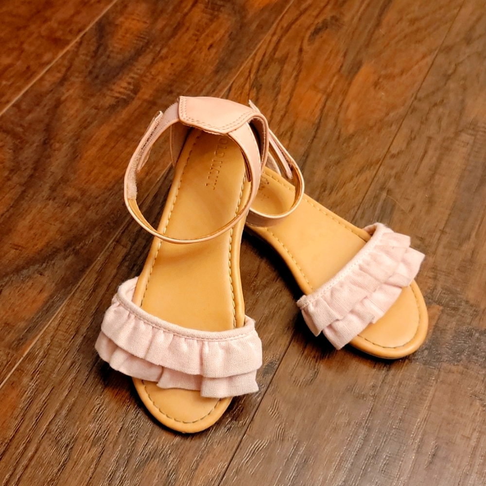 Old navy kids pink shoes size 11